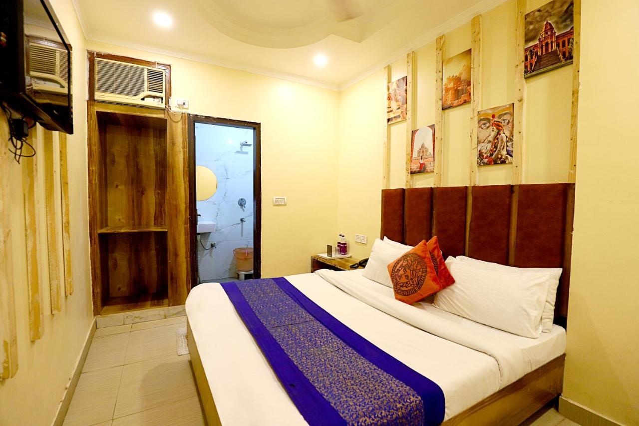 Hotel Nityaa Suites Nova Deli Exterior foto