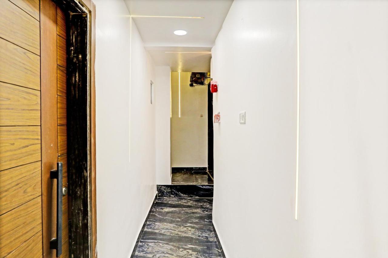 Hotel Nityaa Suites Nova Deli Exterior foto